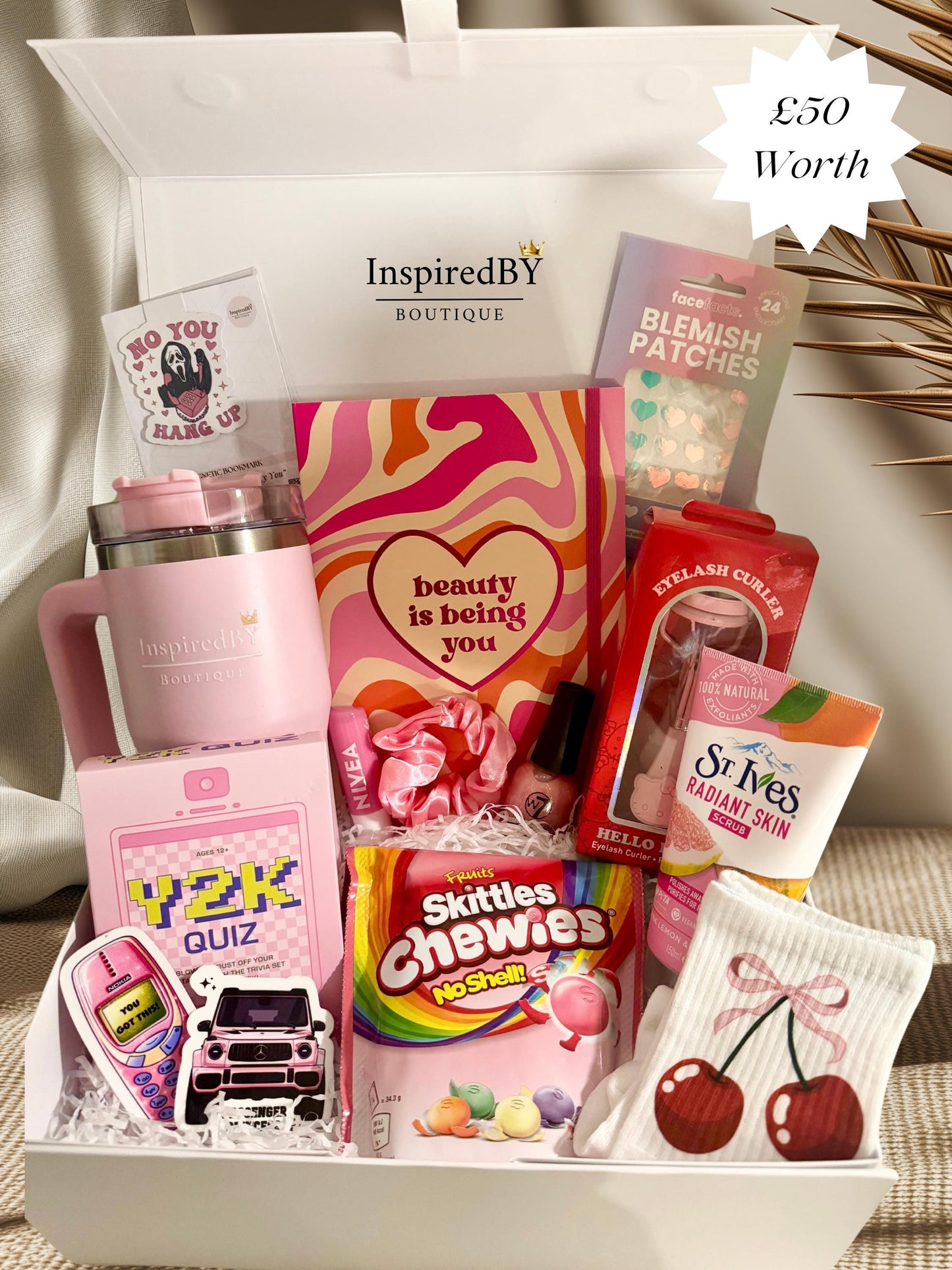 Bespoke Gift Box, Girls Gift box, Hamper Gift, Gifts for her, Gifts for girls, Gifts for tweens, Gifts for birthdays, Christmas Gifts,