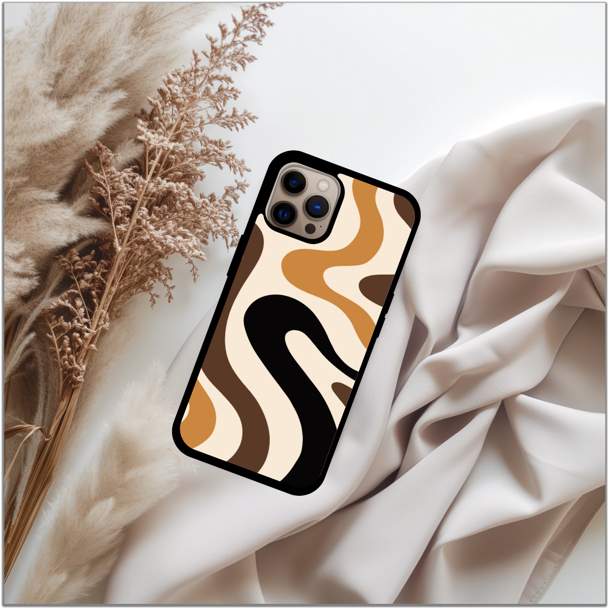 Retro phone case perfect gift for her - cute phone case - best birthday gift - iphone case - girly phone case - pretty phone case - artsy phone case - swirly phone case