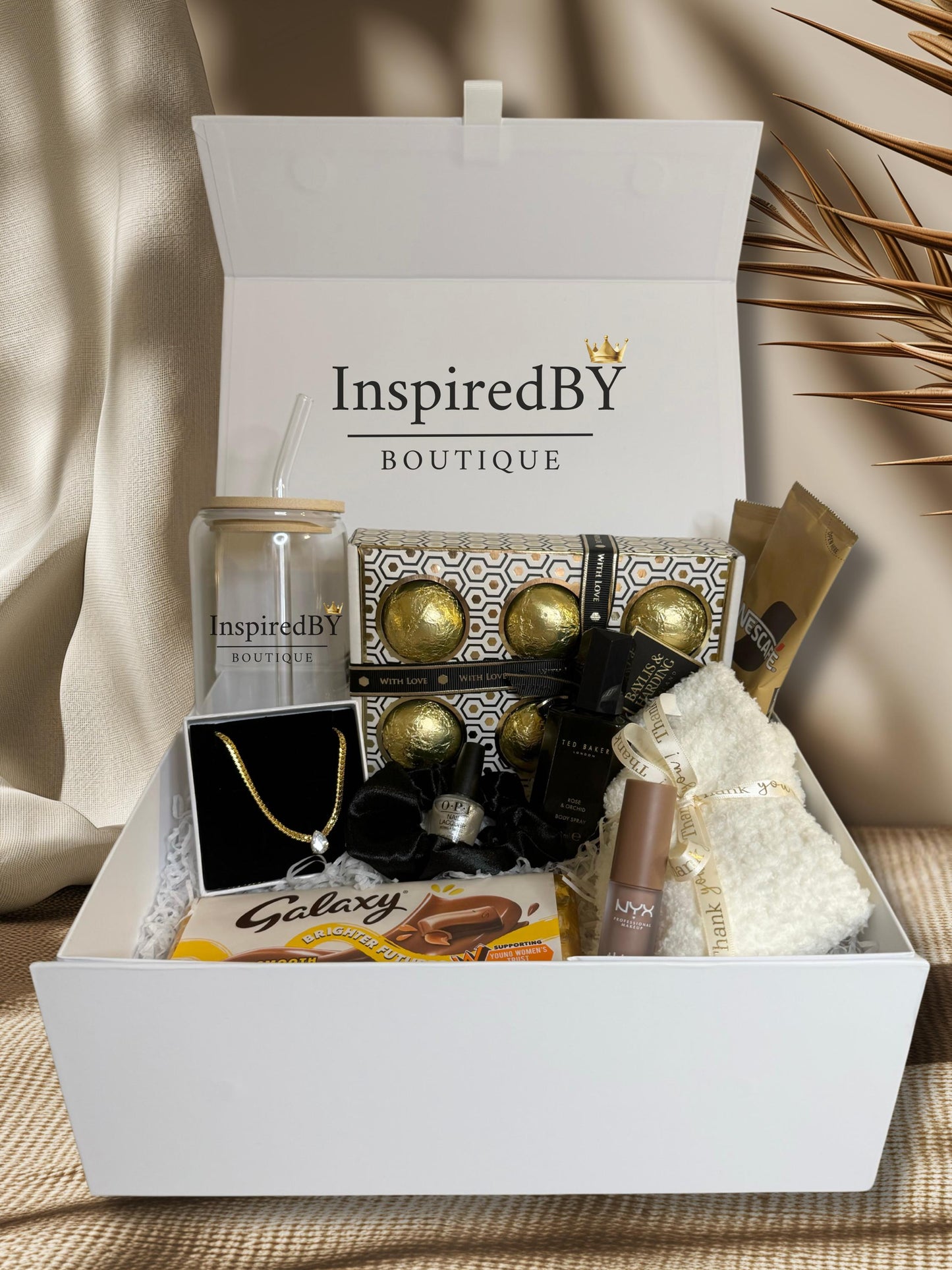 luxury gift box, gifts for her, spa gift box, birthday gift, Christmas gift, self care gift, pampering gift, 40oz tumbler gift,