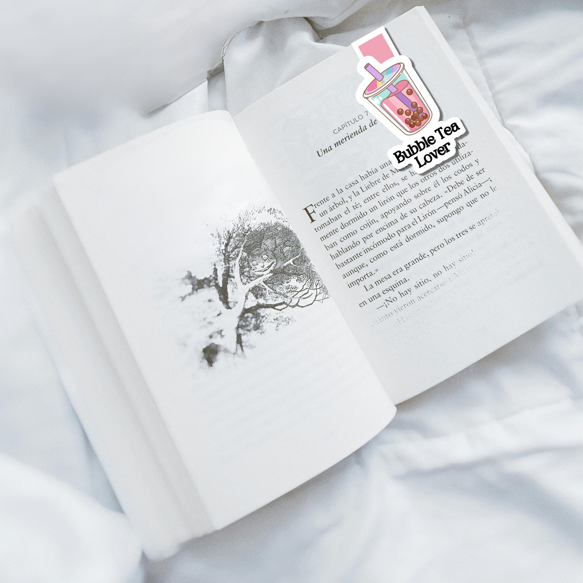 MAGNETIC BOOKMARK | Bubble Tea Bookmark | Book lover gift | Bookish | Chic Book Accessory | Reading Gift | Boba Drink | Boba Tea | Book