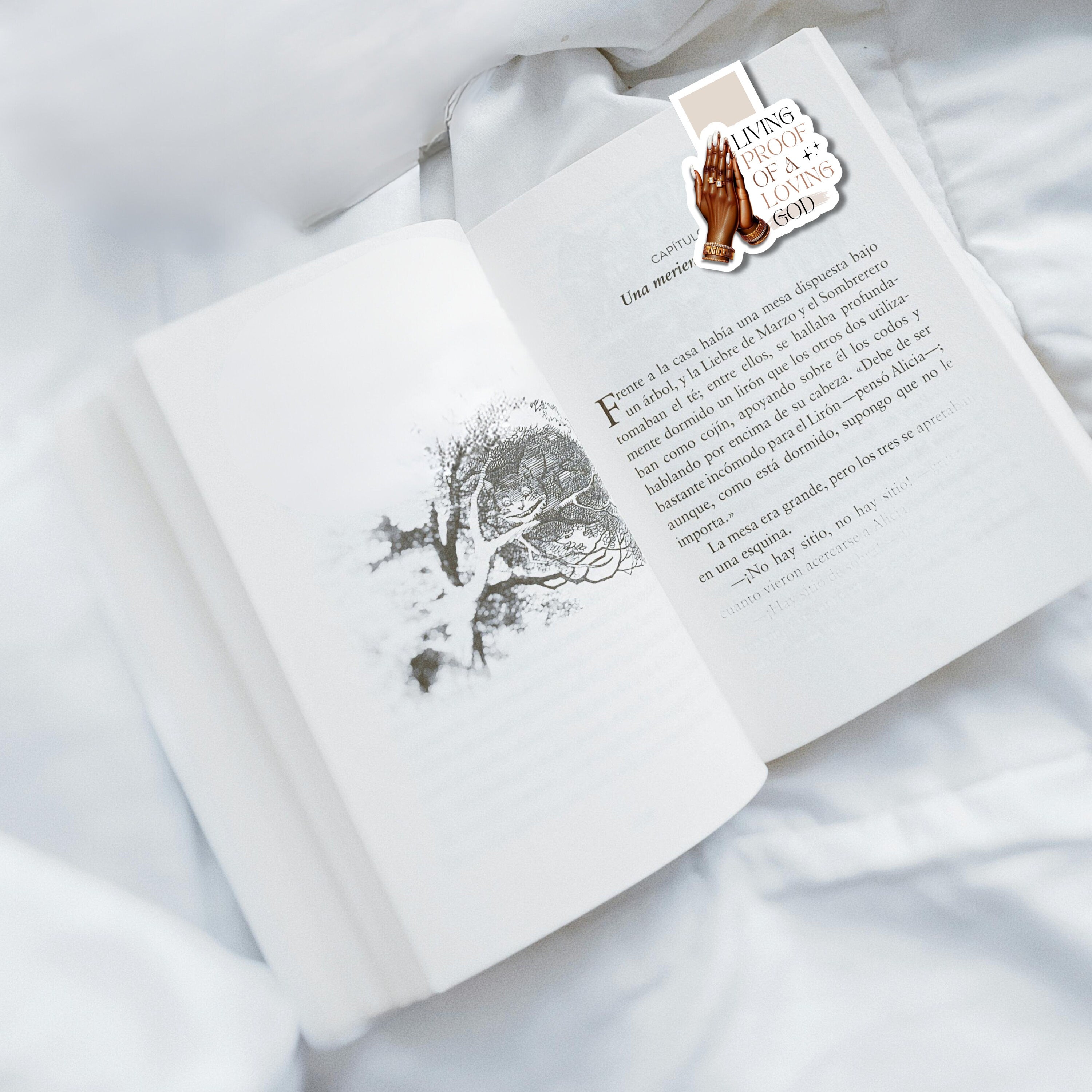 PRAYER HANDS BOOKMARK | Bookish gift | Book Accessories | Book Lover Gift | cute Bookmark | Reading Gifts Magnetic bookmark | Christian Gift
